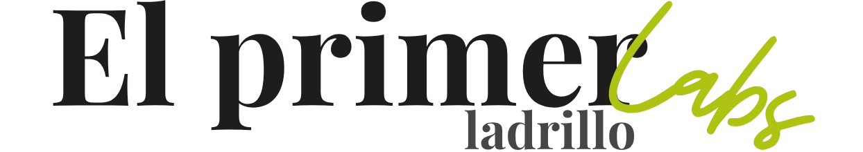 El primer ladrillo